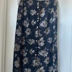 Clio Navy Floral Maxi Skirt